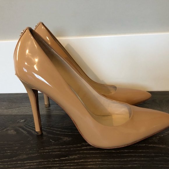 Coach Nude/Tan Patent Leather Pointed Toe Heels Pumps Size 8.5 - Picture 8 of 17